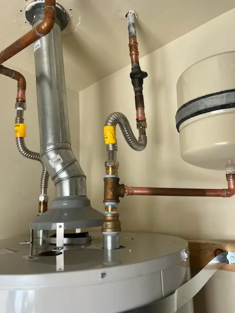 Water heater installation and plumbing repair in La Verne